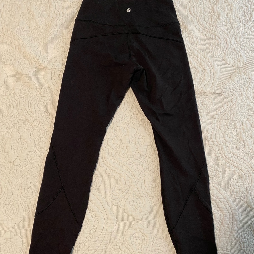 Black LULULEMON In Movement Leggings 25”